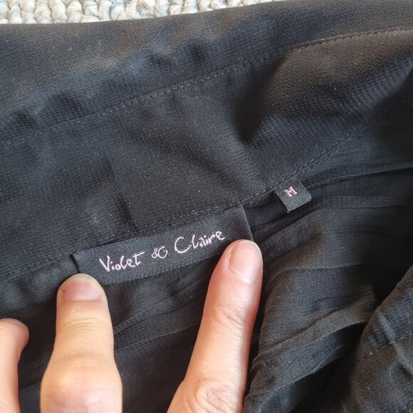 Black shirt - Picture 4 of 6